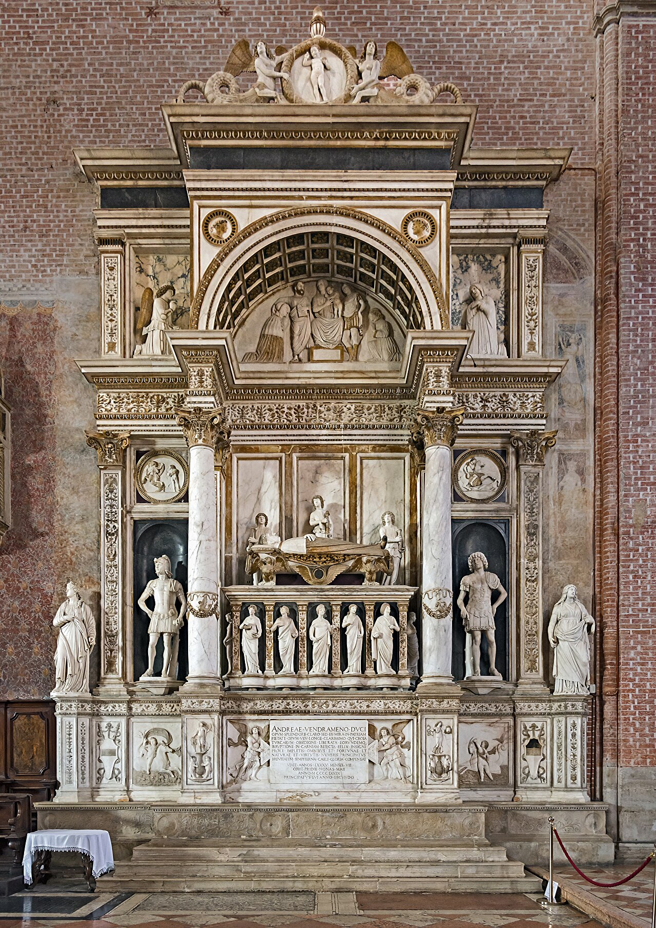 Tomb of the Dodge Andrea Vendramin by Antonio Lombardo