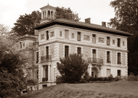 Villa La Sapinère d'Évian-les-Bains by Félix Bracquemond