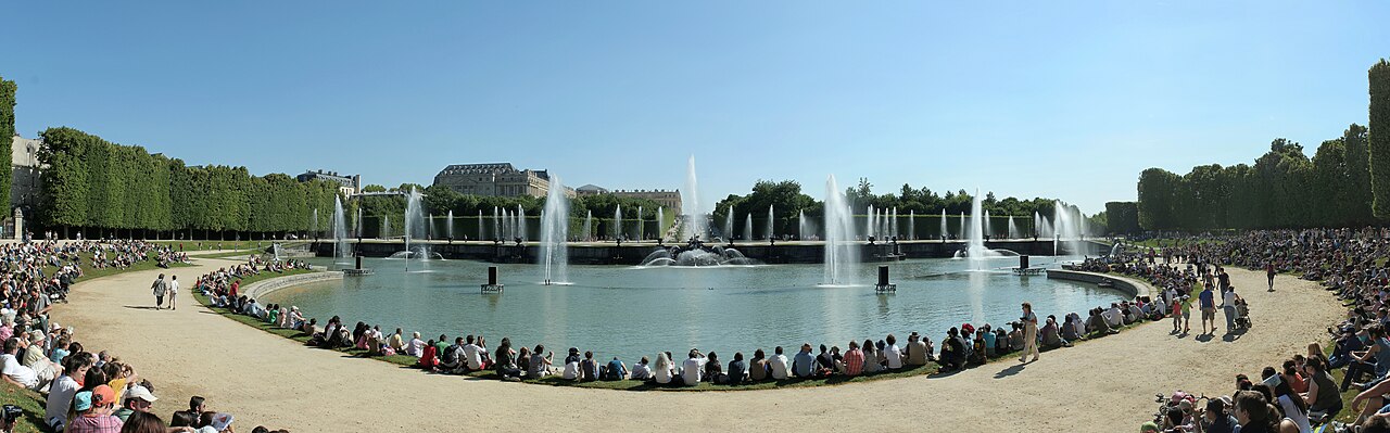 Neptune Fountain by Jean-Baptiste Lemoyne