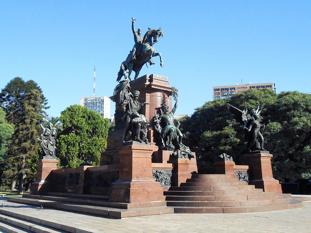 Equestrian statue of José de San Martín by Louis-Joseph Daumas