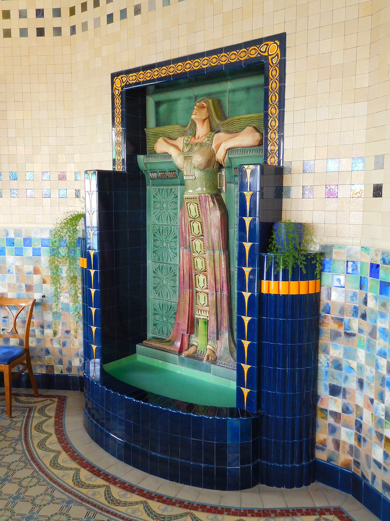 Fountain in the Ceramic parlor by Vojtěch Sucharda